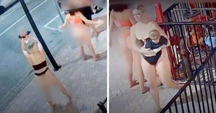 Duas mulheres bêbadas são acusadas de jogar um bebê “como um brinquedo” na entrada de um bar