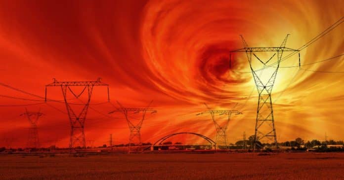 Alertas assustadores de ‘apocalipse da Internet’ indicam que supertempestade solar pode ‘desligar redes’ por MESES