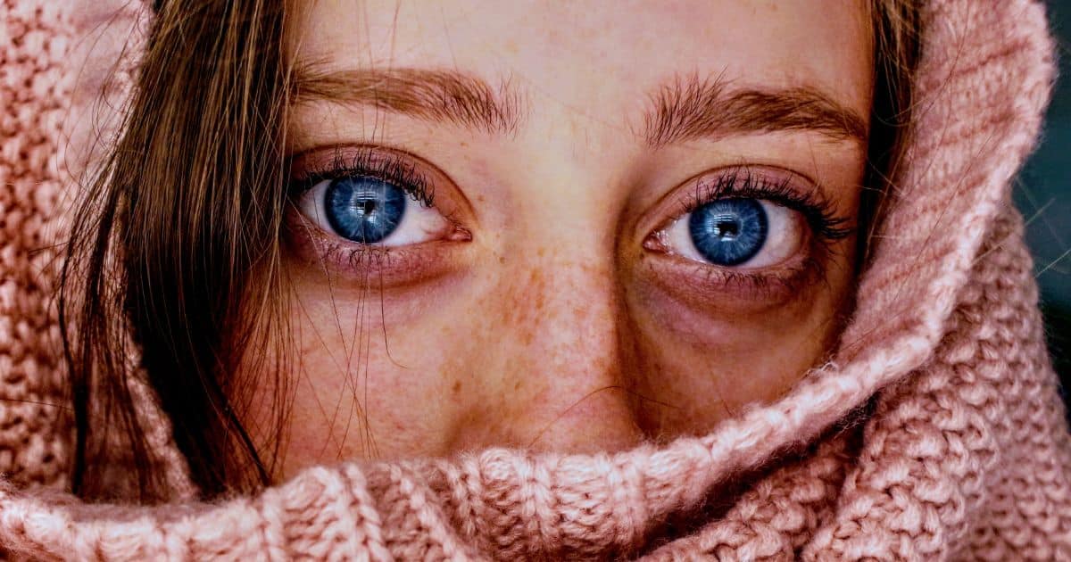 sabiaspalavras.com - Estudo revela que pessoas com olhos azuis compartilham ancestral único