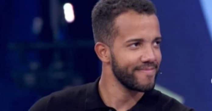 Primeiro brasileiro negro a se formar em Harvard erra pergunta para R$1 milhão no Domingão com Huck