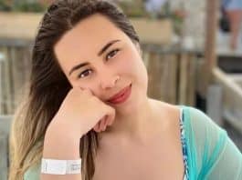 Jovem leva picada de cobra peçonhenta e a caminho do hospital sofre um acidente de carro