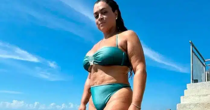 preta-gil-encanta-todos-com-fotos-de-biquini-e-conta-novidades-para-o-carnaval-2024 Preta Gil encanta todos com fotos de biquíni e conta novidades para o carnaval 2024