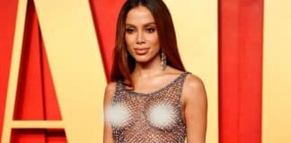 Anitta chama a atenção com look ousado durante after party do Oscar