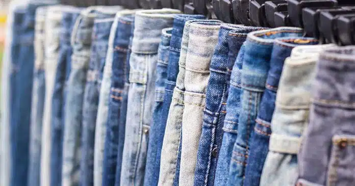 ceo-da-levis-alerta-nunca-lave-seus-jeans CEO da Levi’s alerta inesperado: Nunca lave seus jeans; entenda