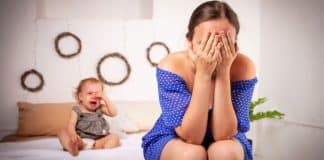 Mãe faz desabafo sincero na internet após sofrer com a solidão da maternidade
