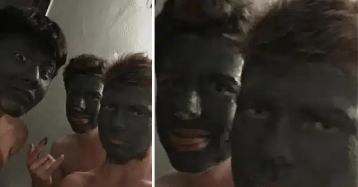 adolescentes-sao-expulsos-de-escola-acusados-de-usar-blackface-que-afirmam-que-era-uma-mascara-de-acne Adolescentes são expulsos de escola acusados de usar ‘blackface’, que afirmam que era uma máscara de acne