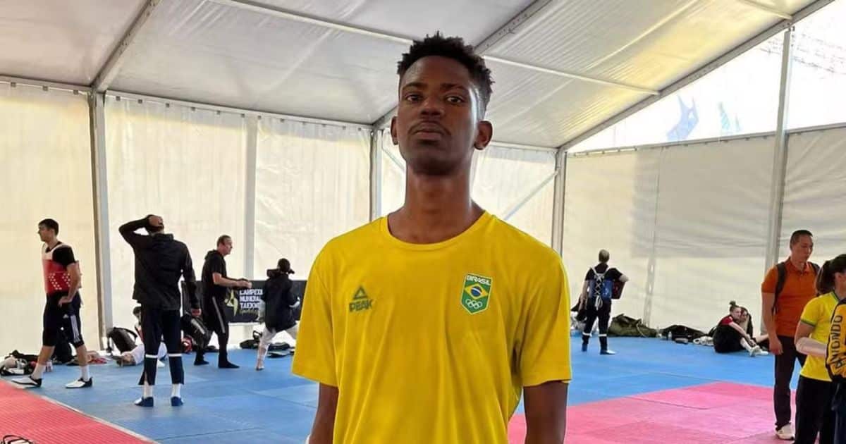 Lutador da seleção brasileira sofre ataque racista em estação por abraçar ‘mulher branca’