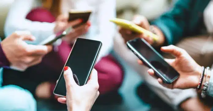 o-que-e-o-fenomeno-blackout-que-surgiu-na-internet-entenda-como-isso-afeta-as-celebridades O que é o fenômeno Blockout que surgiu na internet? Entenda como isso afeta as celebridades