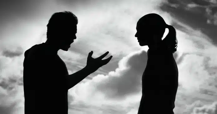 veja-quais-sao-as-frases-que-pessoas-toxicas-usam-para-parecerem-legais Pessoas tóxicas usam essas frases “disfarçadas” para parecerem legais