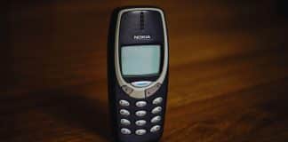 6 modelos de celulares antigos que hoje podem valer até R$ 18 mil