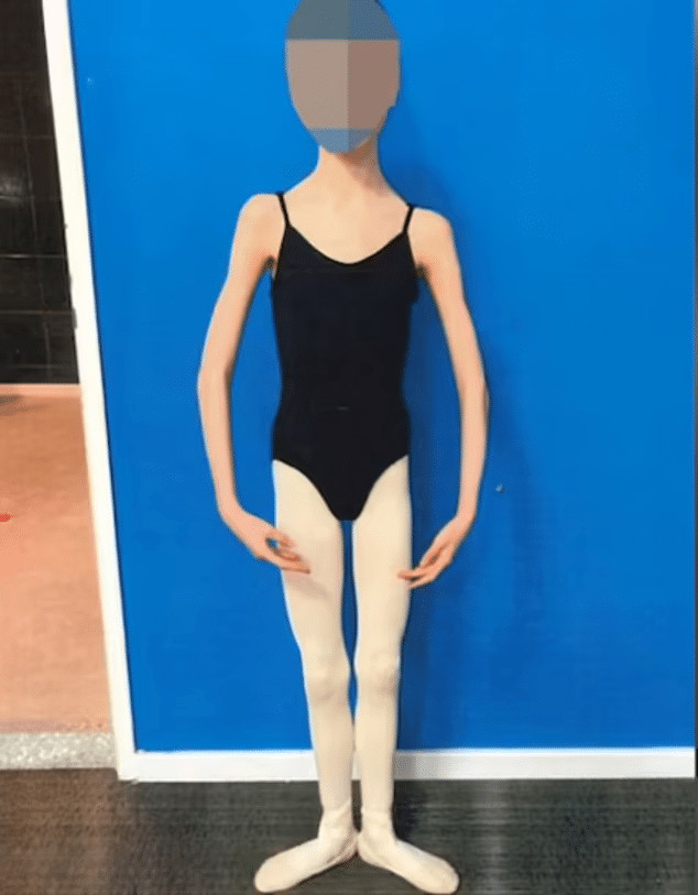 sabiaspalavras.com - Pais imp&otilde;em dieta vegana extrema &agrave; filha de 17 anos, levando-a ao risco de morte ao pesar apenas 28 kg