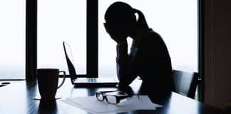 Sinais de que você está estressado e esgotado; Descubra como superá-los