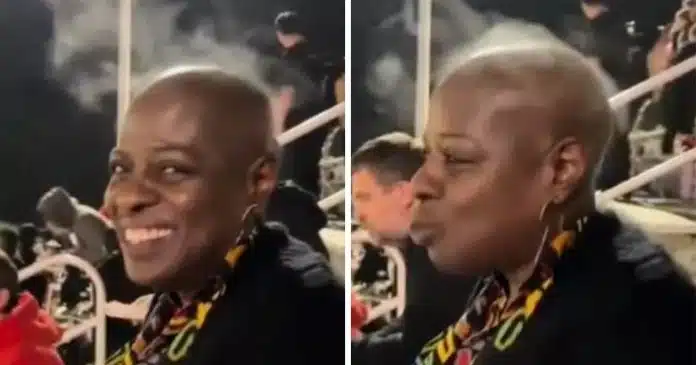 video-mostra-mulher-fumegando-por-onda-de-calor-e-abre-debate-todo-homem-precisa-ver-isso Vídeo mostra mulher ‘fumegando’ por onda de calor e abre debate: “Todo homem precisa ver isso!”