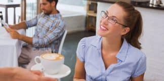 Teste da xícara de café: O pequeno detalhe que pode custar a sua vaga de emprego