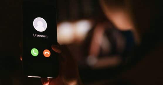 Golpes por telefone começam assim: Se você ouvir estas frases em uma ligação, desligue imediatamente