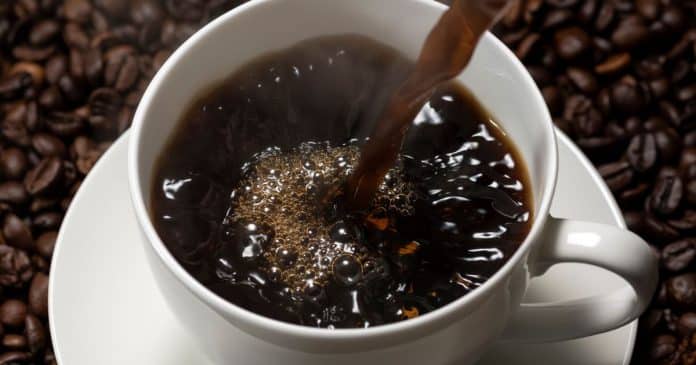 cafeina-faz-bem-ou-mal-especialistas-revelam-o-que-realmente-acontece-no-seu-corpo-quando-consumida Cafeína faz bem ou mal? Especialistas revelam o que realmente acontece no seu corpo quando consumida