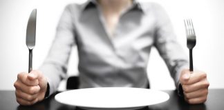 Especialistas revelam o que acontece com seu corpo quando você faz a dieta de “Uma Refeição por Dia” para perder peso