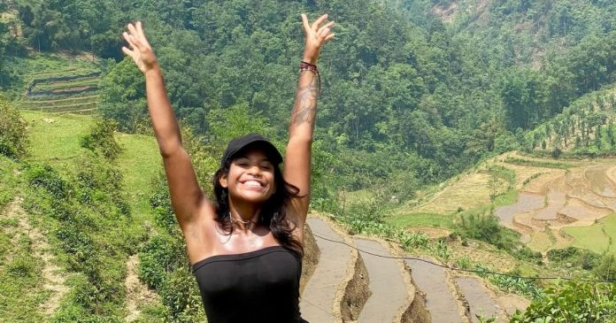 brasileira-continua-presa-a-500-metros-de-profundidade-em-vulcao-ativo-na-indonesia-e-familia-luta-por-resgate Brasileira que caiu 500 metros de profundidade em vulcão ativo na Indonésia é resgatada 5 dias depois sem vida