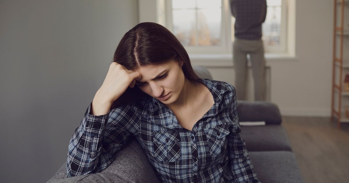 Atitudes que acabam com qualquer relacionamento: 10 Comportamentos que você deve evitar