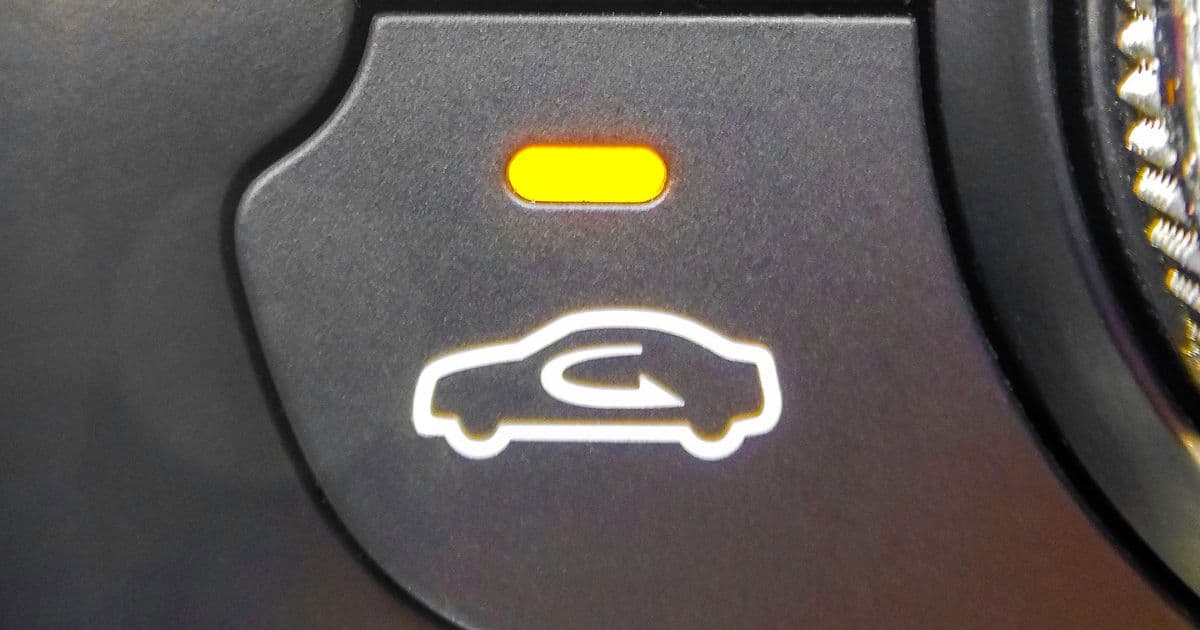 Botão "escondido" no carro pode reduzir o consumo de combustível enquanto refrescar o interior sabiaspalavras.com - Botão "escondido" no carro pode reduzir o consumo de combustível enquanto refrescar o interior