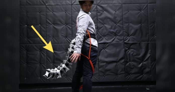 cientistas-japoneses-desenvolvem-cauda-robotica-para-ajudar-os-usuarios-a-se-equilibrarem-igual-aos-animais Cientistas japoneses desenvolvem “cauda robótica” para ajudar pessoas a se equilibrarem igual aos animais