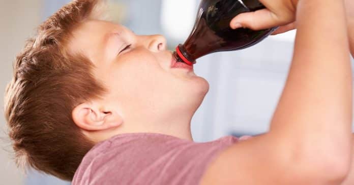 consumir-refrigerante-pode-encurtar-sua-vida-mais-do-que-voce-imagina-revela-estudo Consumir refrigerante pode encurtar sua vida MAIS do que você imagina, revela estudo