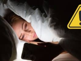 Especialistas alertam: PARE agora de usar celular com a luz apagada; entenda os perigos escondidos