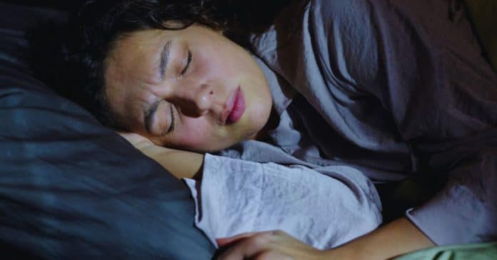 Estudos indicam que ter ESTES tipos de sonhos frequentemente podem ser um alerta precoce para Alzheimer
