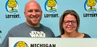 Mulher ganha prêmio bilionário na loteria após pedir ao ChatGPT para “escolher” seus números Mulher ganha prêmio bilionário na loteria após pedir ao ChatGPT para “escolher” seus números