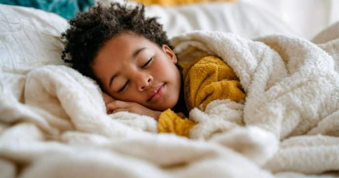 o-hormonio-do-sono-como-aumentar-a-melatonina-naturalmente-e-fazer-seu-filho-ou-voce-dormir-melhor O hormônio do sono: como aumentar a melatonina naturalmente e fazer seu filho (ou você) dormir melhor