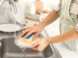 O objeto MAIS imundo da sua casa não é o que você pensa