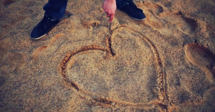 os-signos-que-mais-se-entregam-e-os-que-mais-tem-medo-de-amar Os signos que mais se entregam — e os que mais têm medo de amar