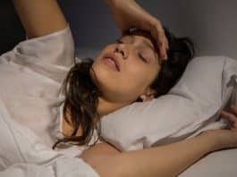 3 coisas que você faz logo que acorda e que estão destruindo sua circulação, suas veias e até seu coração — e você nem imagina