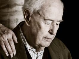 Casamento pode aumentar o risco de demência: Estudo choca ao mostrar por que solteiros e divorciados parecem “mais protegidos”