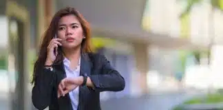 Funcionária é demitida por ‘sempre chegar mais cedo’ para trabalhar – e empresa ainda ganha causa na justiça; entenda Funcionária é demitida por ‘sempre chegar mais cedo’ para trabalhar – e empresa ainda ganha causa na justiça; entenda