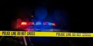 Menino de 6 anos morre após ser castigado cruelmente pela mãe com banho de água gelada Menino de 6 anos morre após ser castigado cruelmente pela mãe com banho de água gelada