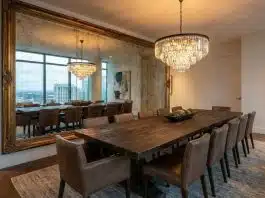 Se existe um espelho refletindo sua mesa de jantar, isso pode estar influenciando sua vida mais do que você imagina