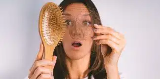 Seu cabelo fala: queda excessiva pode ser ‘sinal de alerta espiritual preocupante’, entenda o significado