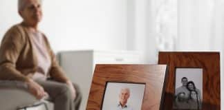 Jamais tenha fotos de pessoas falecidas em porta-retratos na sua casa; entenda o que diz a espiritualidade Jamais tenha fotos de pessoas falecidas em porta-retratos na sua casa; entenda o que diz a espiritualidade