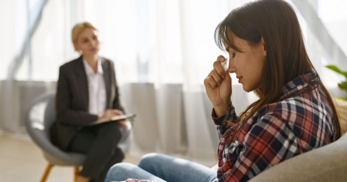 signos-que-te-mandam-direto-para-a-terapia-depois-de-se-relacionar-com-eles-segundo-a-astrologia Signos que “te mandam direto para a terapia” depois de se relacionar com eles, segundo a astrologia