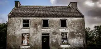 3 Sinais de que sua casa está energeticamente carregada (e pode estar afetando sua saúde) 3 Sinais de que sua casa está energeticamente carregada (e pode estar afetando sua saúde)