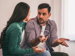 7 Limites que toda mulher precisa impor AGORA para parar de carregar o casamento sozinha