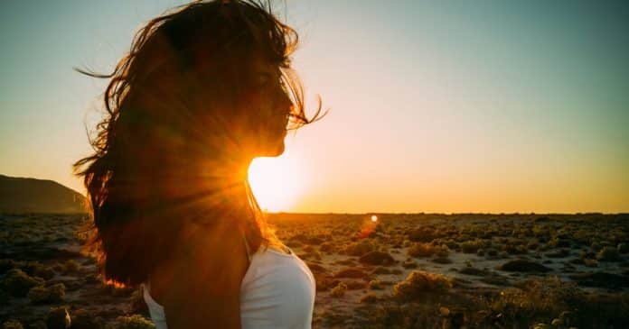 Estes dois signos finalmente vão se ‘libertar de relações tóxicas’: o universo vai cortar correntes antigas em 2026