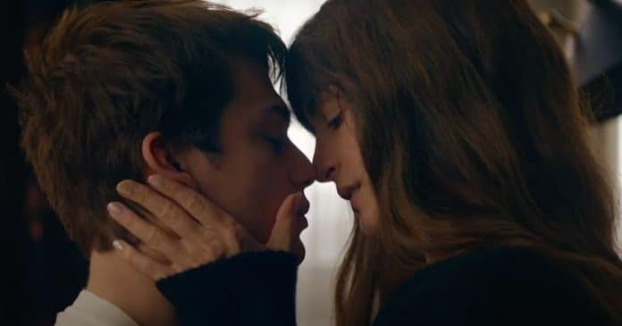 Homens explicam por que namorar mulheres mais velhas é MUITO melhor do que parece