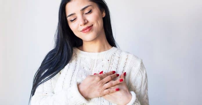 Todo mundo romantiza o coração mas é OUTRO órgão do corpo humano que sente o ‘impacto das emoções’