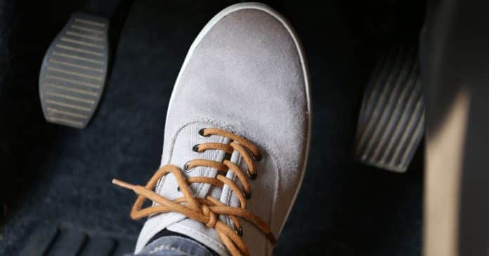 A função “secreta” do freio que deixa a direção mais segura e confortável