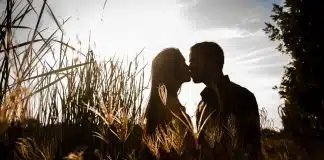 Beijar todos os dias pode mudar sua saúde mais do que você imagina