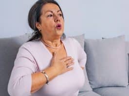 30 Minutos antes de uma mulher ter um infarto o corpo envia 3 sinais inesperados; afirmam cardiologistas