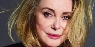 O segredo de Catherine Deneuve por trás de sua pele radiante aos 82 anos