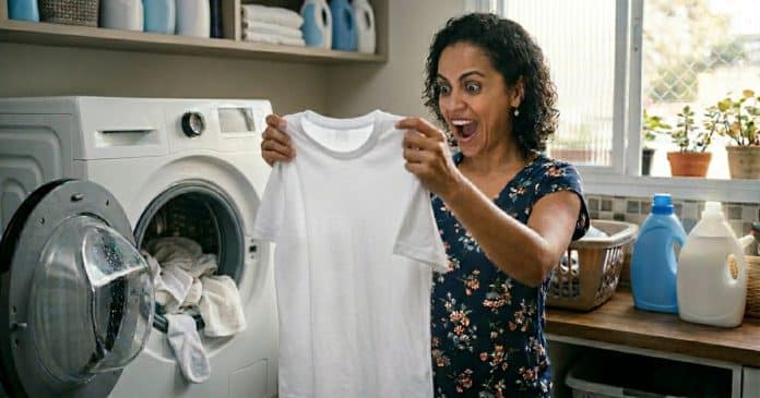 Como deixar suas roupas brancas com “branco perfeito” sem usar produtos agressivos